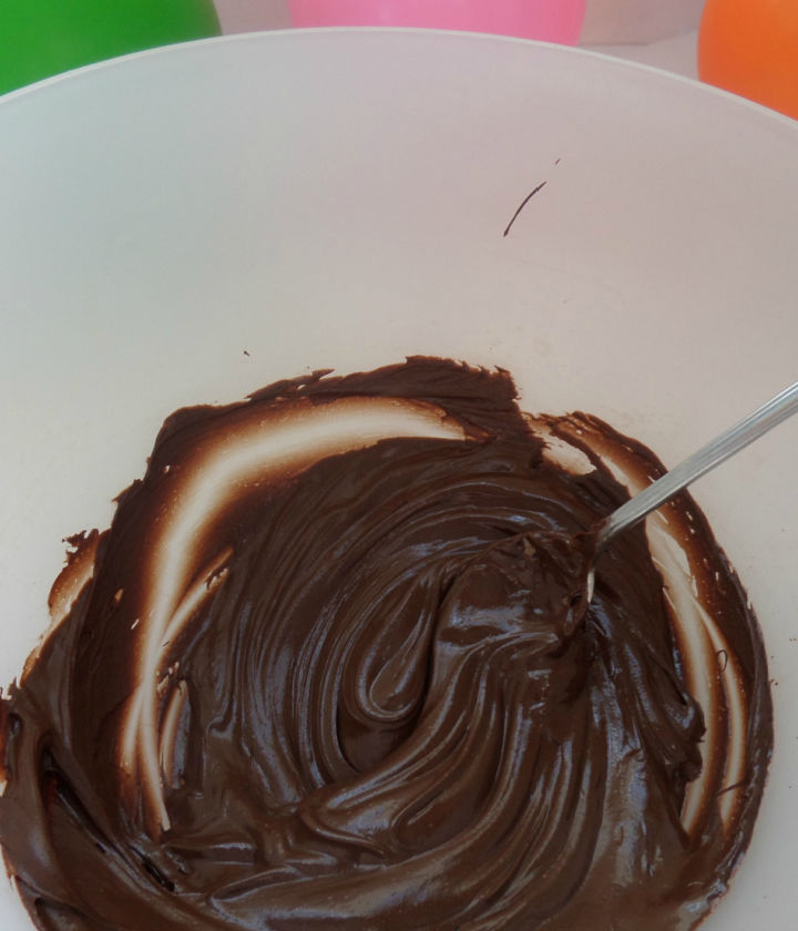 Melt chocolate for chocolate dessert bowls in microwave